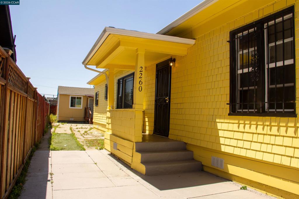 2260 90th Ave AVE, Oakland CA 94603