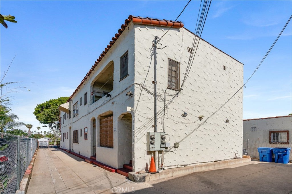 436 S Soto