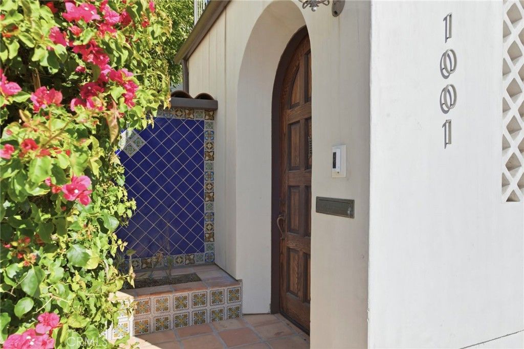 Photo of 1001 2nd St, Hermosa Beach, CA 90254 (MLS # SB26058514)