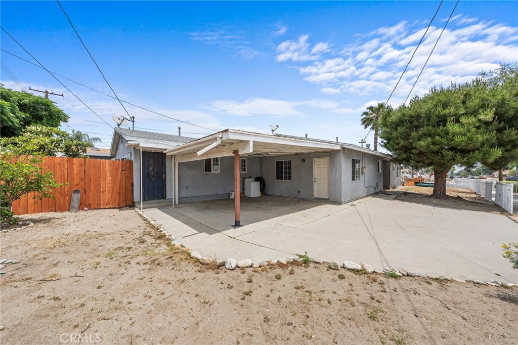 1571 E Olive Street