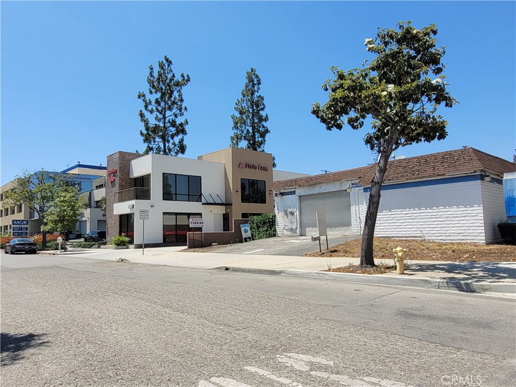 1385 W Foothill Boulevard