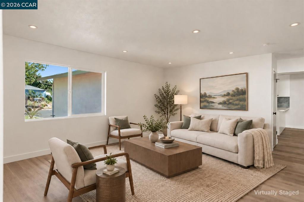 26 Polaris Dr
