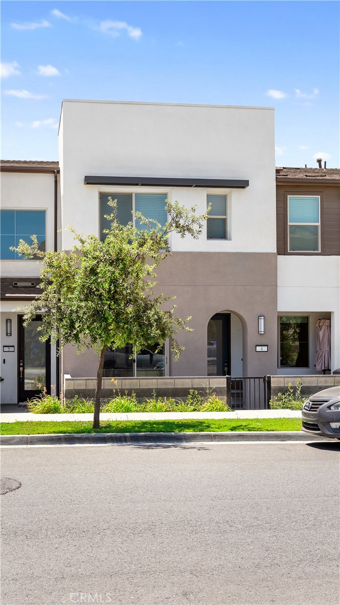 Built in 2022, this stylish Alto plan home is located in the popular Neuhouse community of Ontario Ranch. This two-story condo offers 1,485 sq ft with 3 spacious upstairs bedrooms and 2.5 bathrooms. The open-concept main floor features a modern kitchen with quartz countertops, stainless steel appliances, and upgraded cabinetry, flowing into a bright living and dining area with access to a private patio.
Upstairs includes a spacious primary bedroom with a walk-in closet and en-suite bath, plus two additional bedrooms, a full bathroom and a laundry room. The attached two-car garage adds convenience, while energy-efficient upgrades include owned solar panels, a Tesla charger, and a tankless water heater.
Enjoy community amenities such as a pool, spa, clubhouse, playground, and gated dog park. Located near Ontario Airport, Ontario Mills, Convention Center, and major freeways.