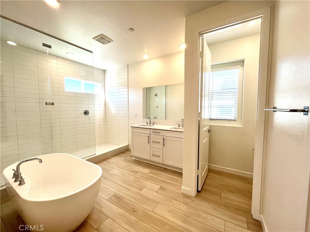 Sage (SAGE5P) - Residential Lease