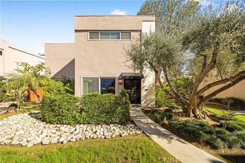 Photo of 573 Fairview Avenue, Arcadia, CA 91007 (MLS # WS26026708)