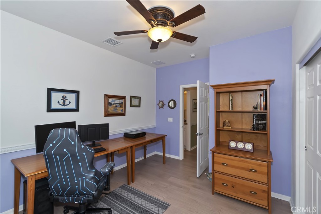 Four Seasons - Residential