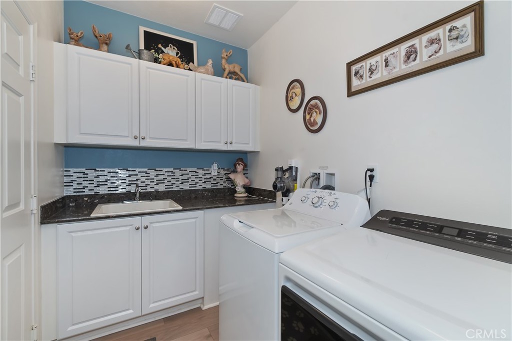 Four Seasons - Residential