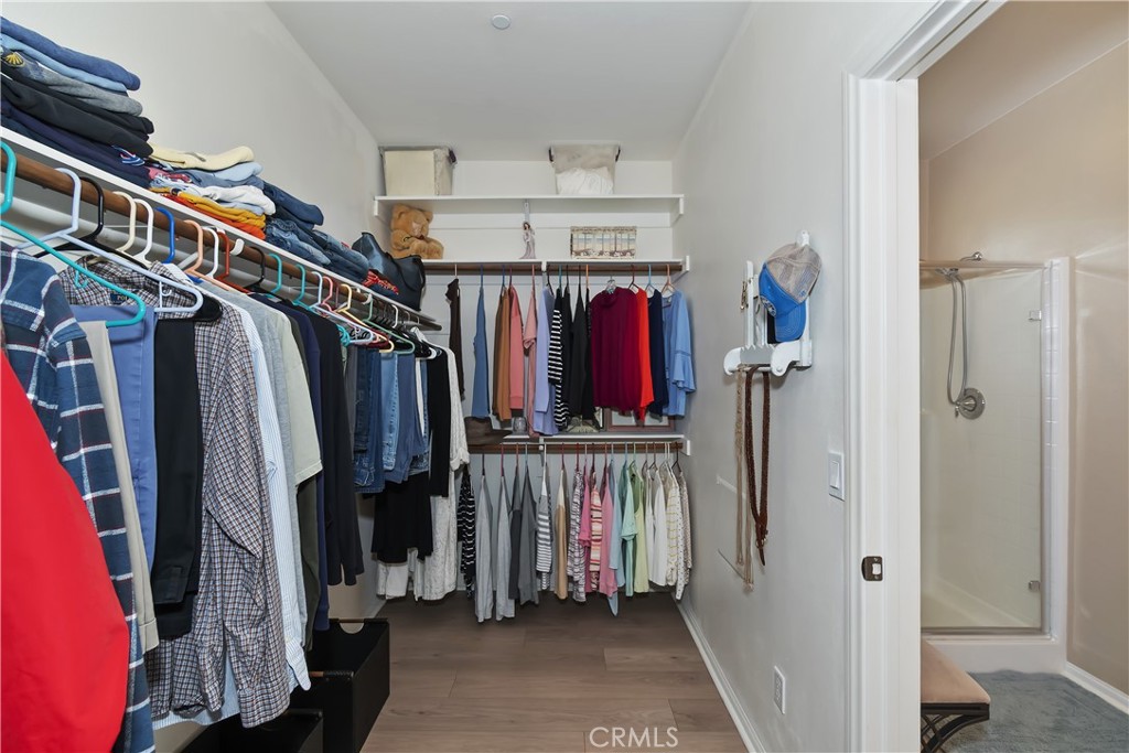 Four Seasons - Residential