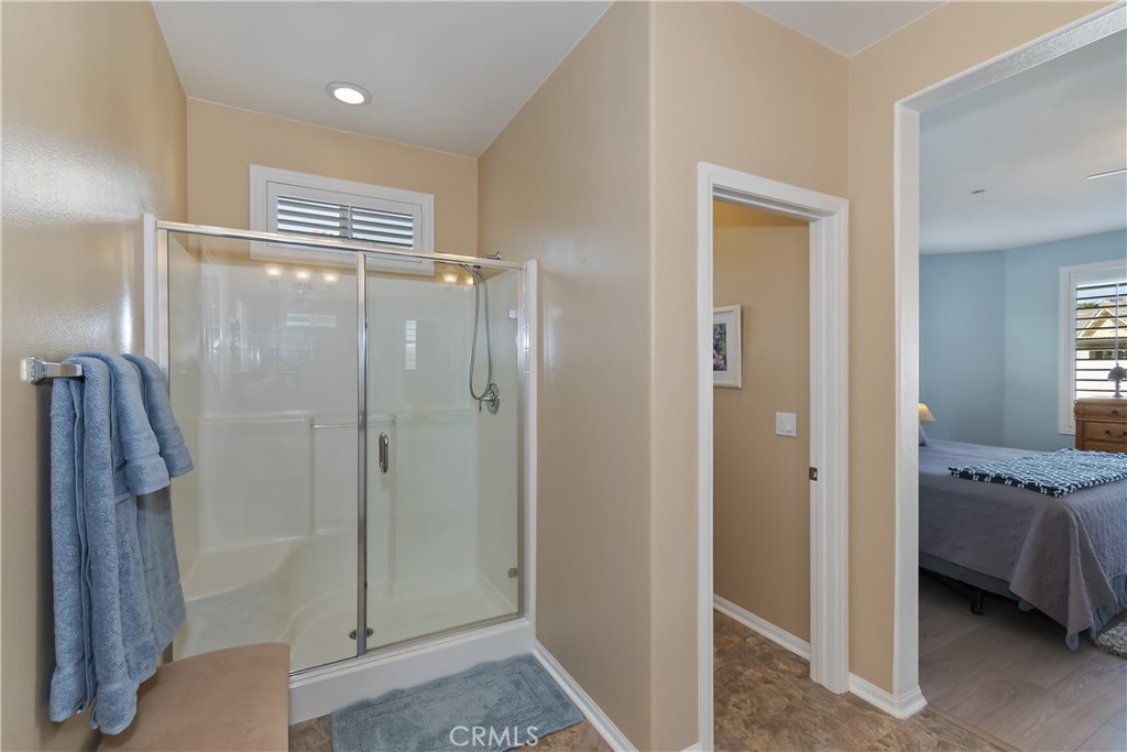 Four Seasons - Residential