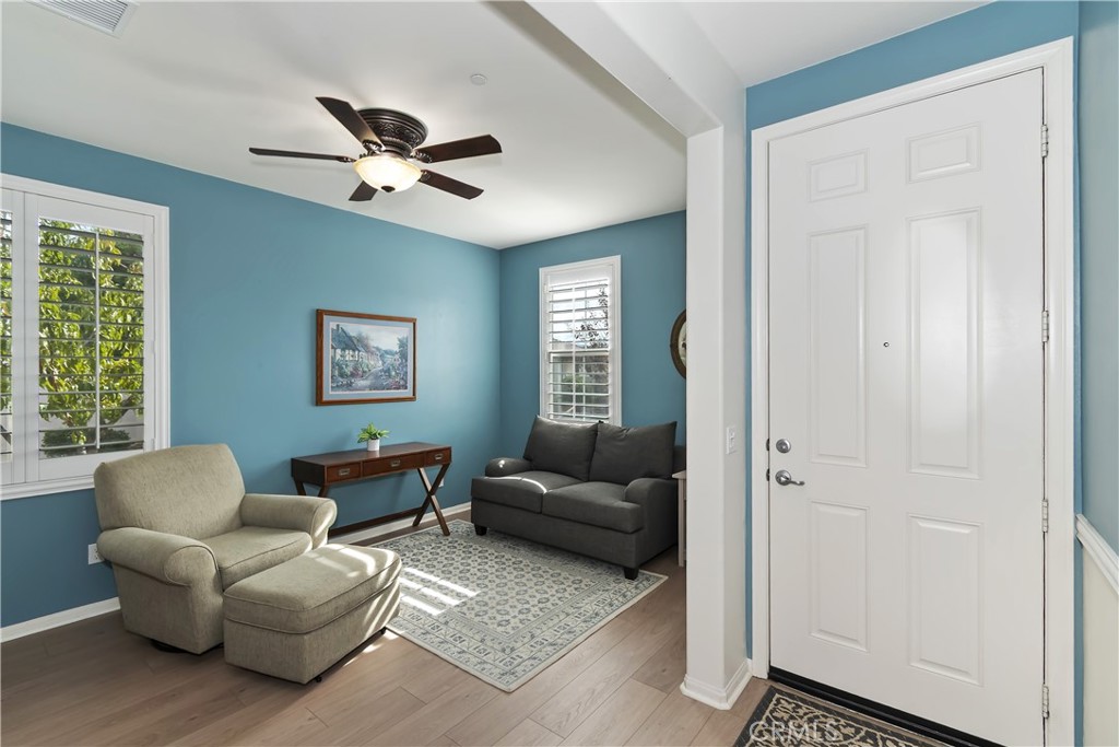 Four Seasons - Residential