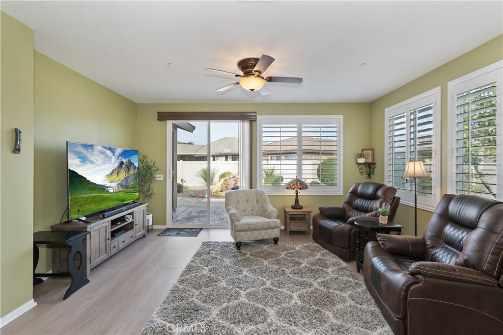 Four Seasons - Residential