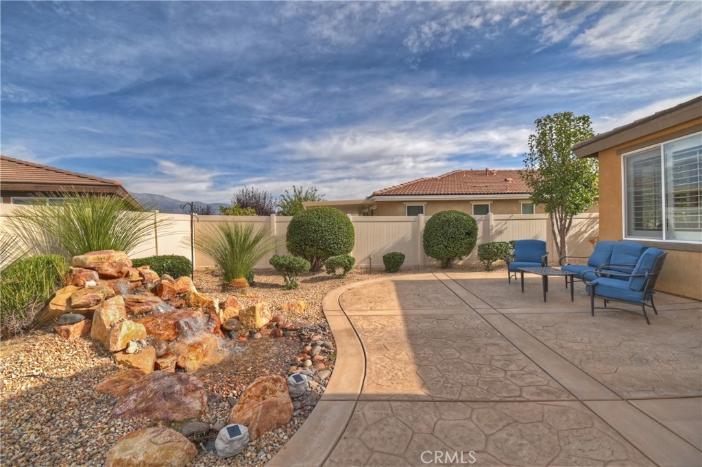 Four Seasons - Residential