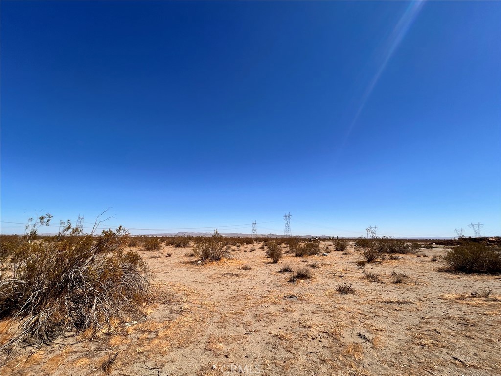 Two lots being sold together! Could be a great long term investment. Parcel 3037-391-02 is 76.46 acres and is being sold together with parcel 3037-391-03 which is 18.63 acres.
