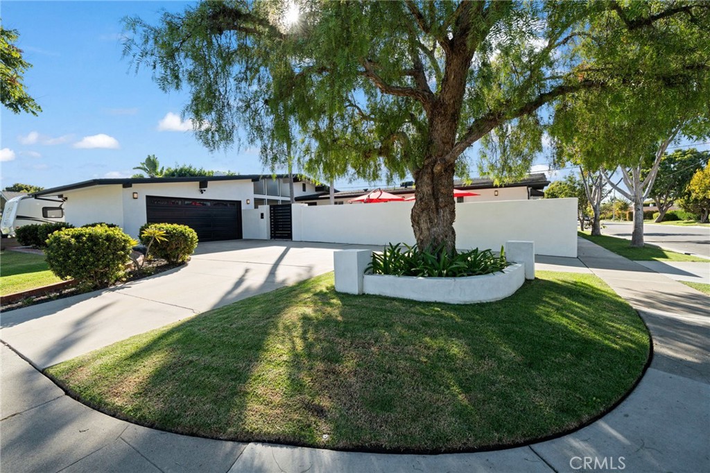 12431 Foster Road