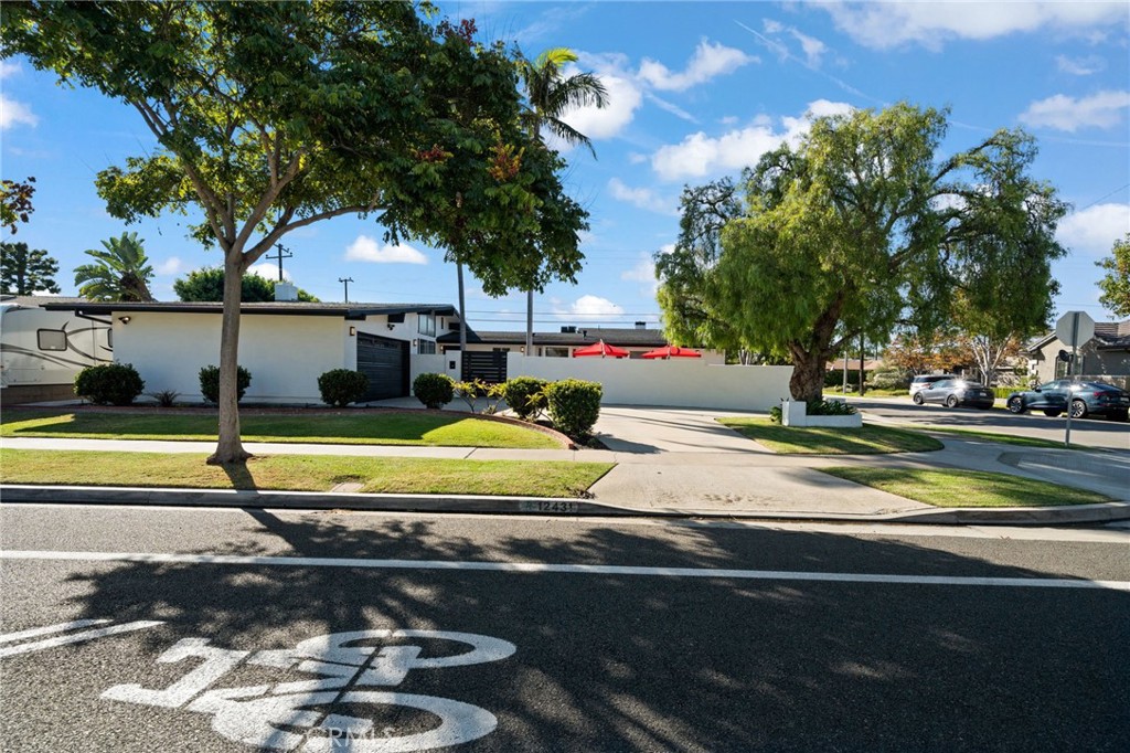 12431 Foster Road