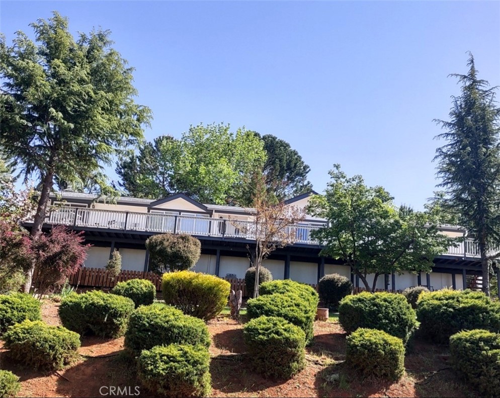 This single-level, three-bedroom, two-bath home in Riviera Heights boasts stunning lake views, a spacious open floor plan, and abundant natural light. The home features an expansive kitchen and spacious living areas designed for entertaining. A separate master suite has a private bath with large soaking tub and deck access, walk-in closets in all bedrooms, and generous indoor-outdoor living spaces including a large deck, double lot, lush landscaping, and attached two-car garage. Residents enjoy community amenities such as a pool, clubhouse, picnic area, recreation room, dock, outdoor cooking area, and boat ramp, all in a Firewise certified neighborhood. http://www.rivieraheights.com/home.html