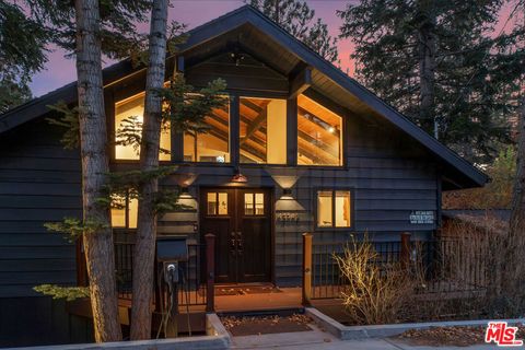 Photo of 43343 Bow Canyon Road, Big Bear, CA 92315 (MLS # 25621493)