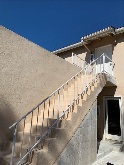 Photo of 1255 26th St #1, Santa Monica, CA 90404 (MLS # GD25244243) Photo of 1255 26th St #1, Santa Monica, CA 90404 (MLS # GD25244243)