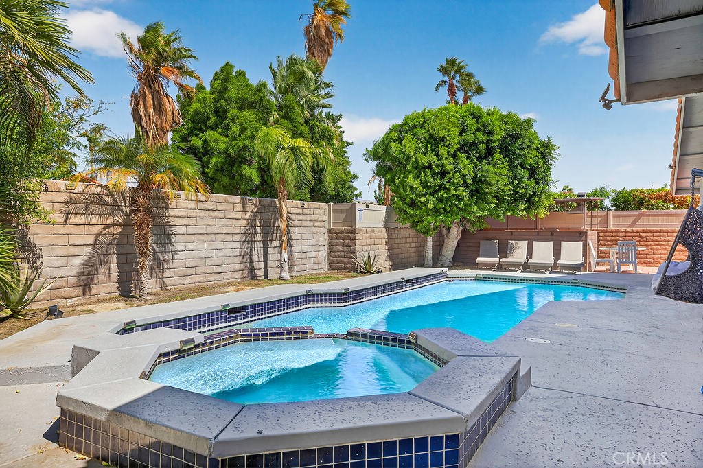Panorama (33545) - Residential Lease