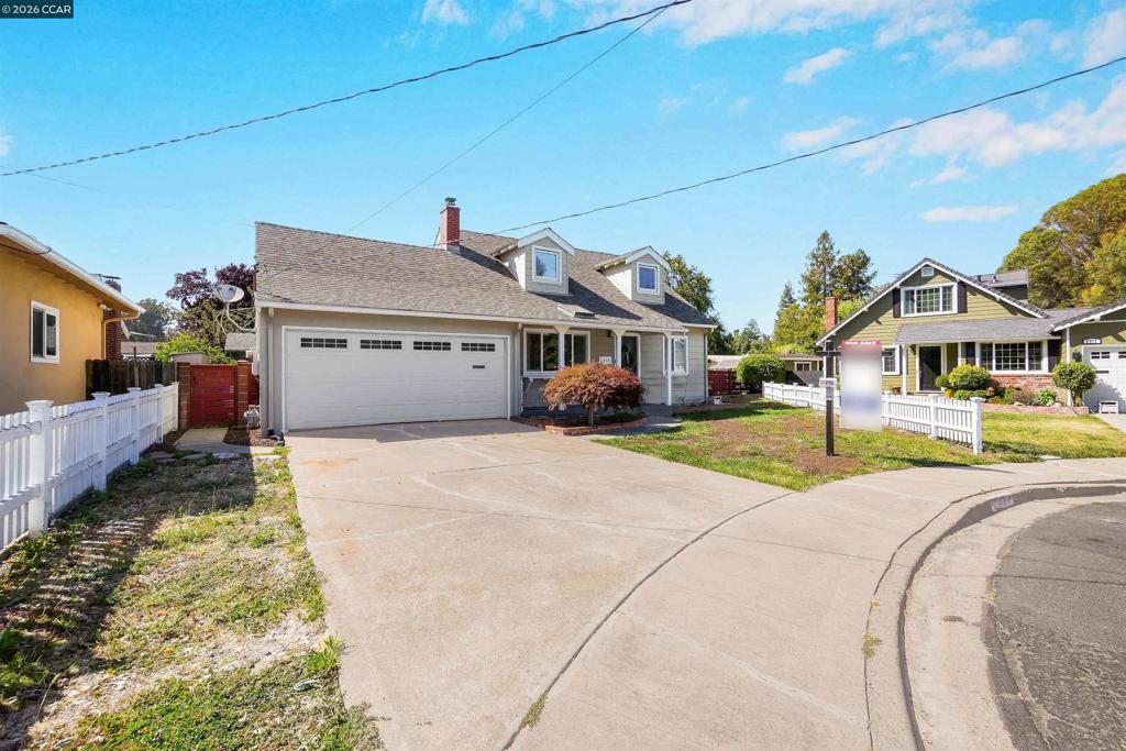 2309 Julia Ct