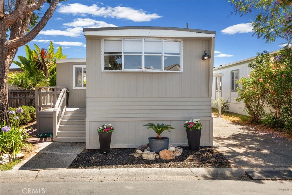 3960 S. Higuera 54