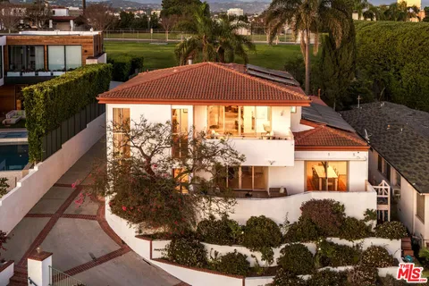 905 Berkeley Street, Santa Monica, CA 90403 - MLS#: 26659911