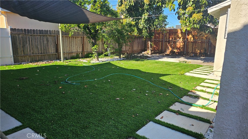 17615 Victory Boulevard