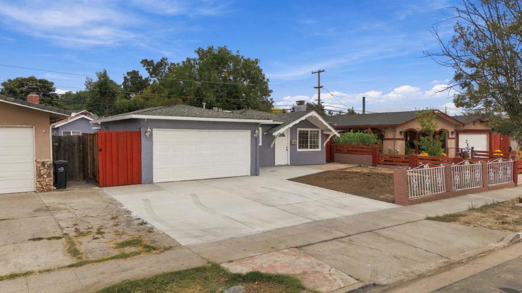 419 El Cajon Drive