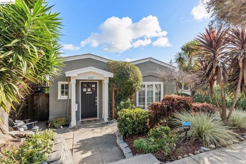 Photo of 2832 Monticello Ave Ave, Oakland, CA 94619 (MLS # 41124259)