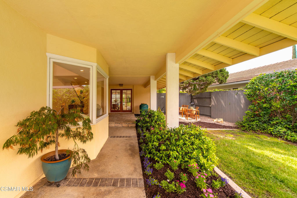 31922 Lyndbrook Court