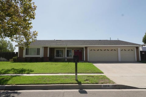 Photo of 2108 N Apple Avenue, Rialto, CA 92377 (MLS # ML82061531)