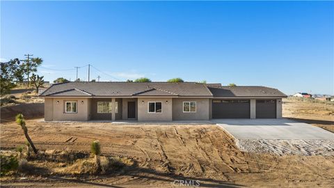 Photo of 22324 Rancho ST, Apple Valley, CA 92308 (MLS # IV26097931)