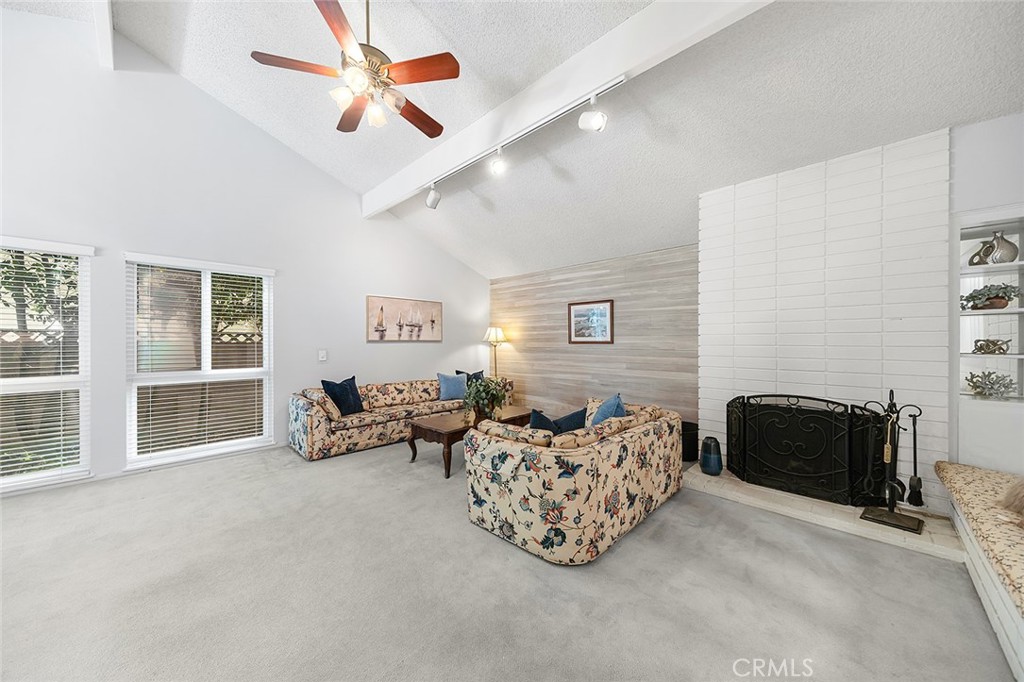 11342 Foster Road