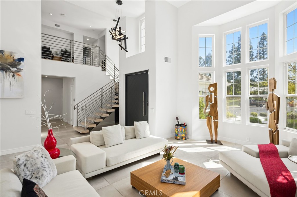 3 Bridgeport Road