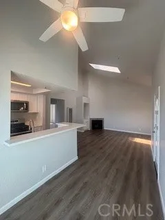 Long Beach, California 90802, United States, 2 Bedrooms Bedrooms, ,2 BathroomsBathrooms,Residential,Active,206236