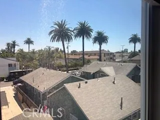 Long Beach, California 90802, United States, 2 Bedrooms Bedrooms, ,2 BathroomsBathrooms,Residential,Active,206236