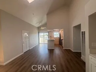 Long Beach, California 90802, United States, 2 Bedrooms Bedrooms, ,2 BathroomsBathrooms,Residential,Active,206236