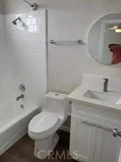 Long Beach, California 90802, United States, 2 Bedrooms Bedrooms, ,2 BathroomsBathrooms,Residential,Active,206236