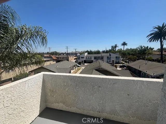 Long Beach, California 90802, United States, 2 Bedrooms Bedrooms, ,2 BathroomsBathrooms,Residential,Active,206236