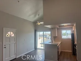 Long Beach, California 90802, United States, 2 Bedrooms Bedrooms, ,2 BathroomsBathrooms,Residential,Active,206236