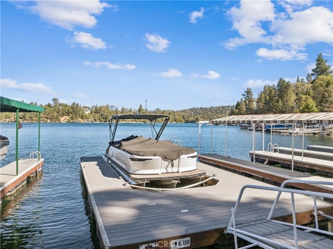 Photo of 358 SINGLE SLIP, Lake Arrowhead, CA 92352 (MLS # IG26202646)