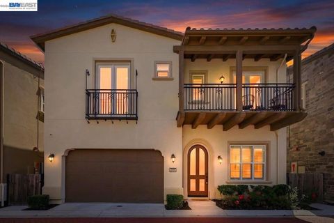 Photo of 2006 Trefoil Rd RD, San Ramon, CA 94582 (MLS # 41134813)