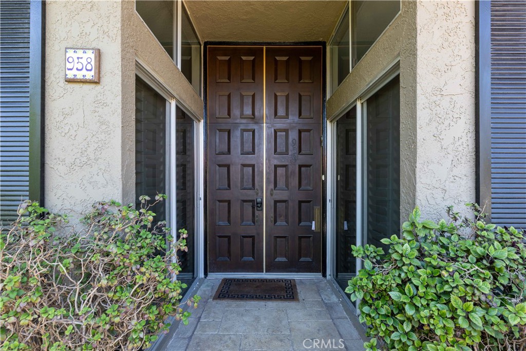 958 palo verde avenue
