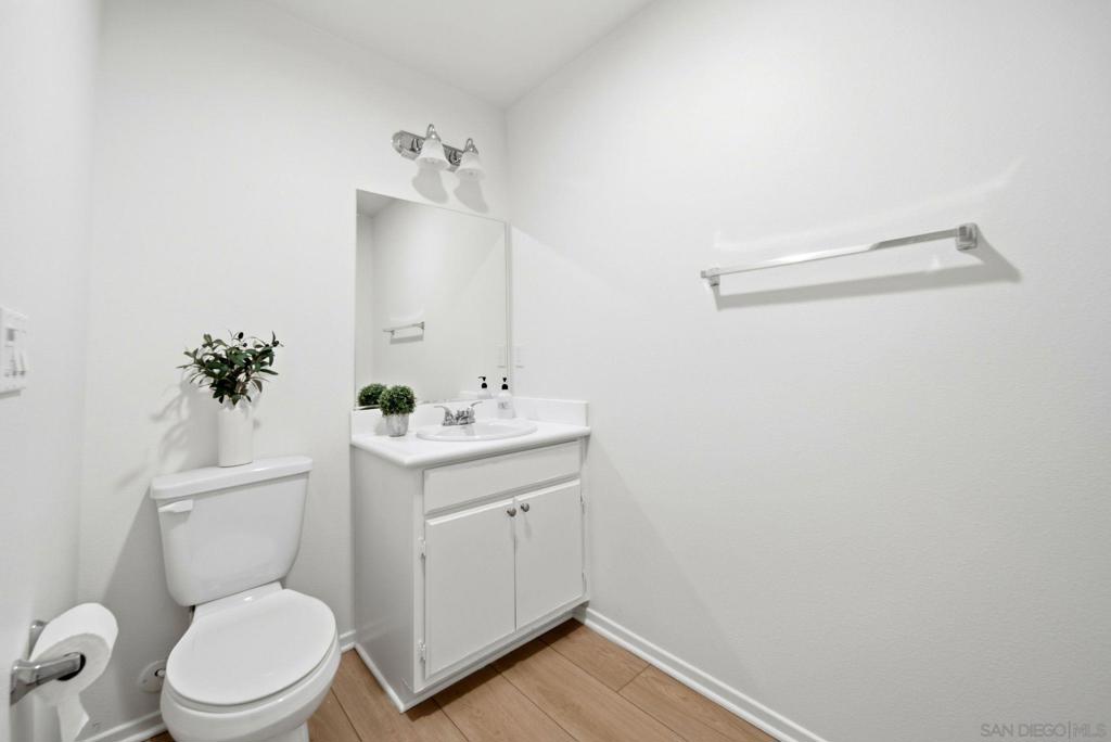 1360 Santa Victoria Rd 4
