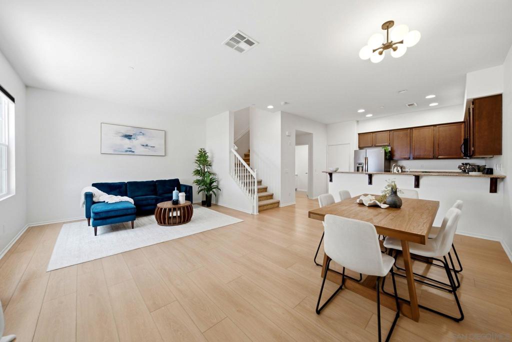 1360 Santa Victoria Rd 4