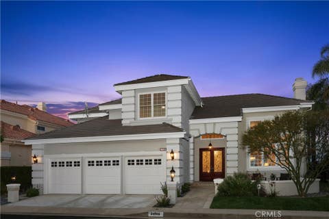Photo of 24918 Vista Verenda, Woodland Hills, CA 91367 (MLS # SR26115088)