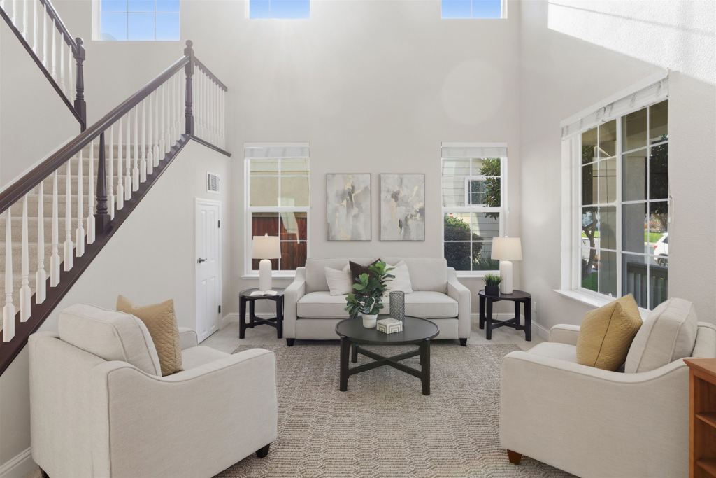 2812 2812 Pristine Way