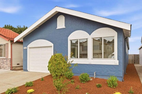 Photo of 28 Camelot Court, Daly City, CA 94015 (MLS # ML82058124)