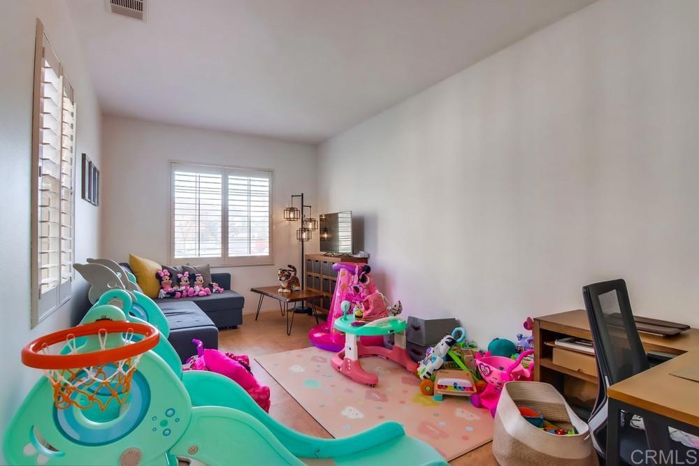 San Miguel (SNMG) - Residential