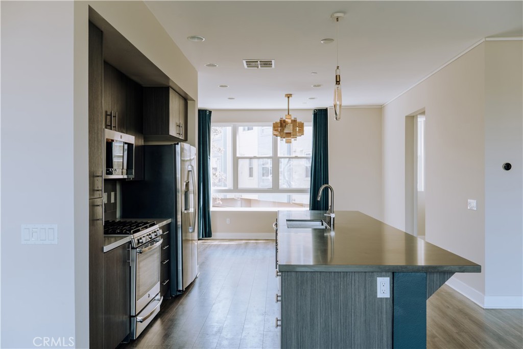 2753 Waverly Drive 1103